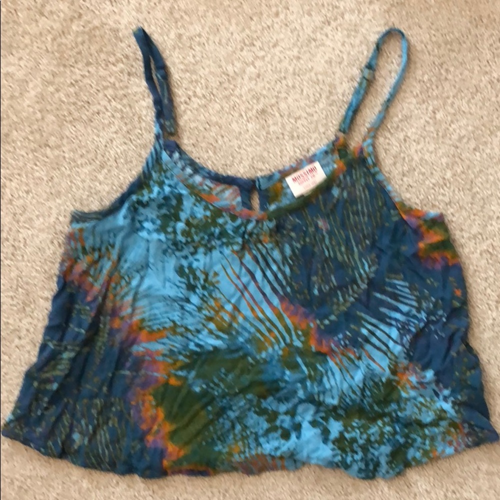 Crop spaghetti strap
